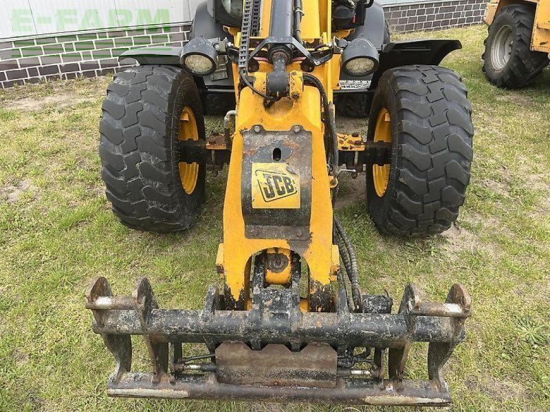JCB tm 220 agri