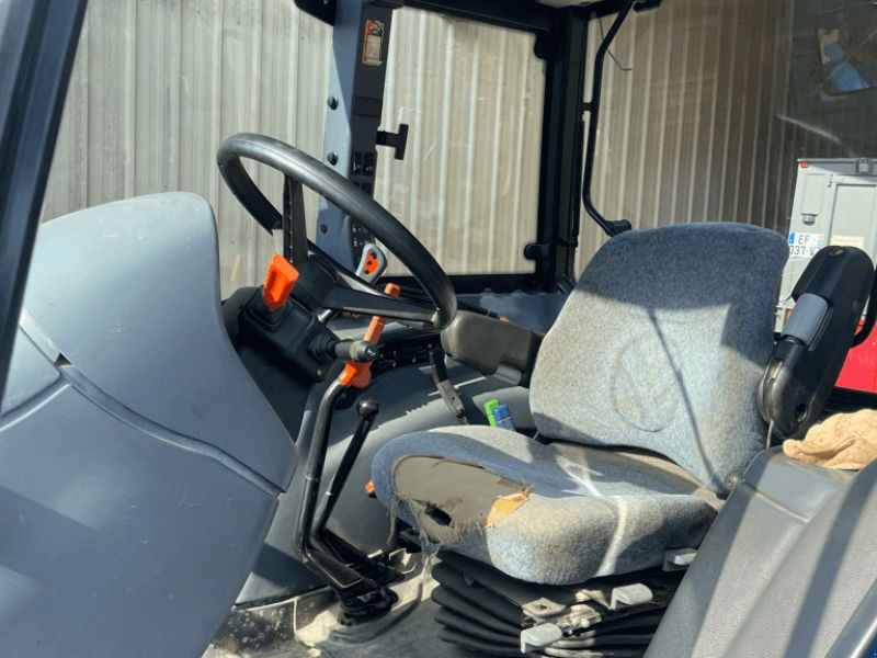 New Holland TL 100