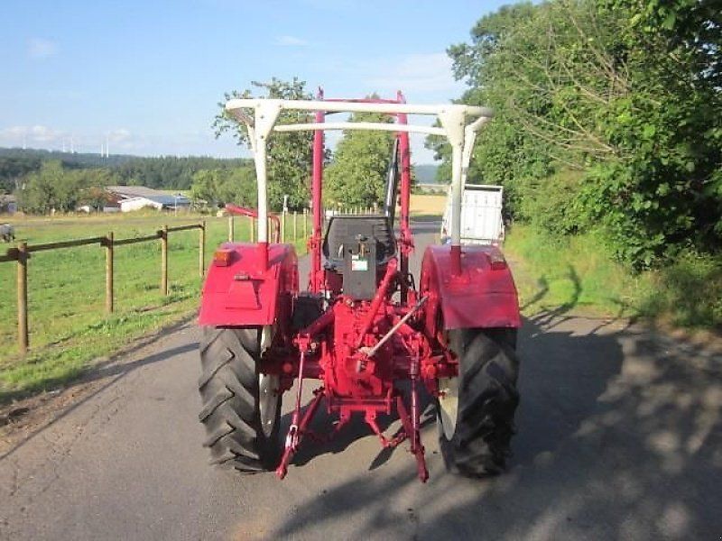 IHC 383
