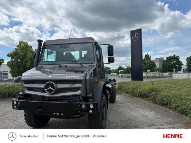 Mercedes-Benz U 4023 UHE