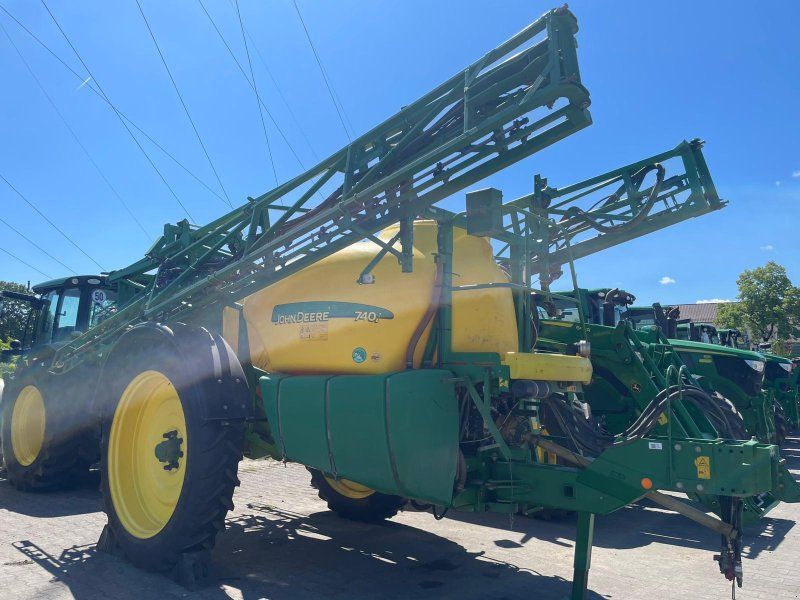John Deere 740 I