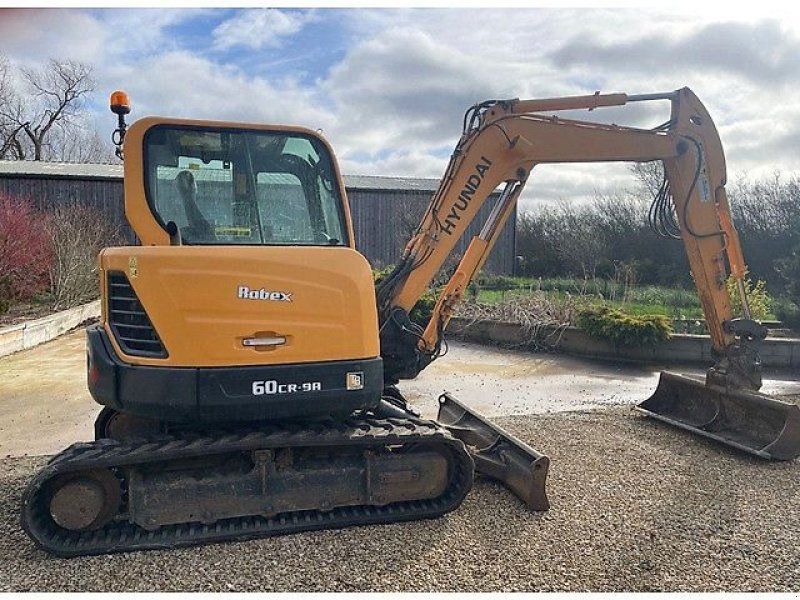 Hyundai Rob 60 CR-9A