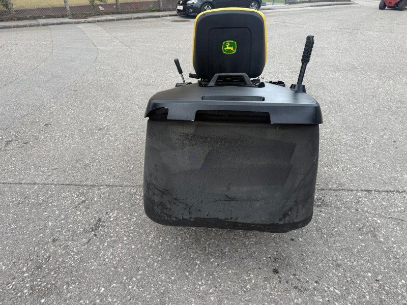John Deere X 155 R