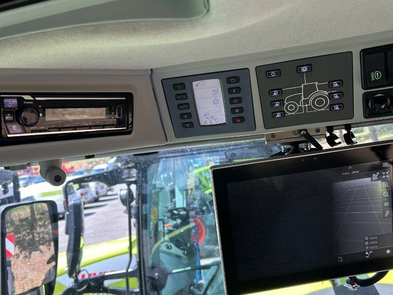 Claas Axion 930