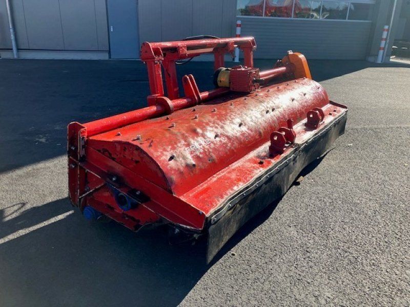 Dücker UM 30