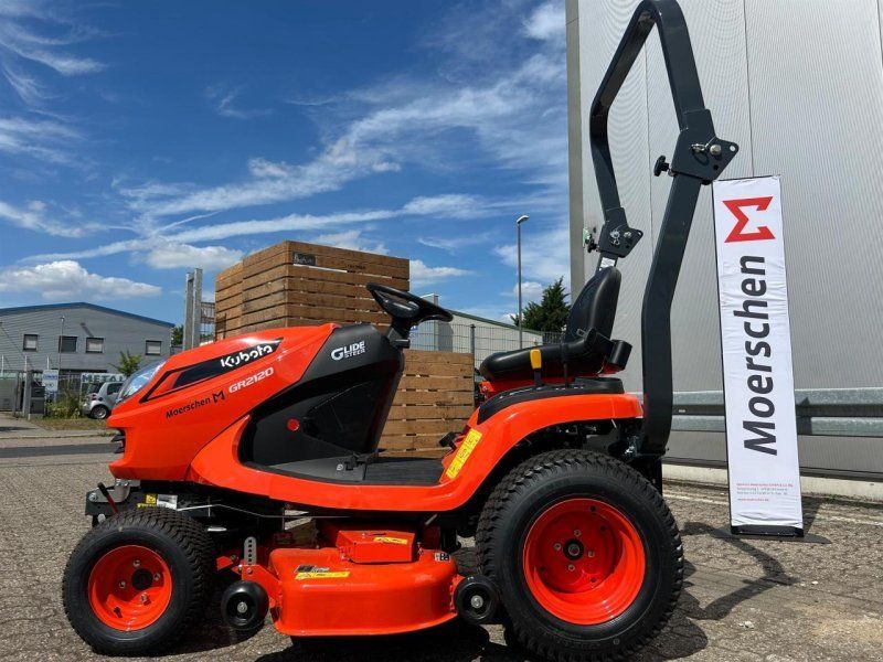 Kubota GR2120S