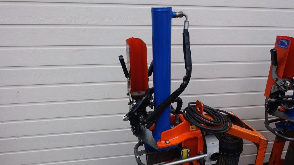 2x Baldor A9 kloofmachine Nieuwe Hydrauliek cilinder