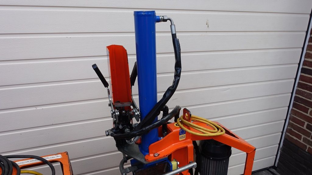 2x Baldor A9 kloofmachine Nieuwe Hydrauliek cilinder