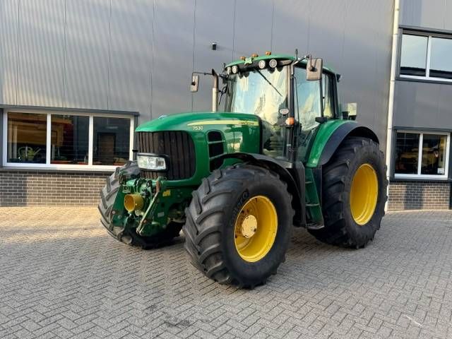 John Deere 7530 Autopower, TLS, FH+PTO, Lucht