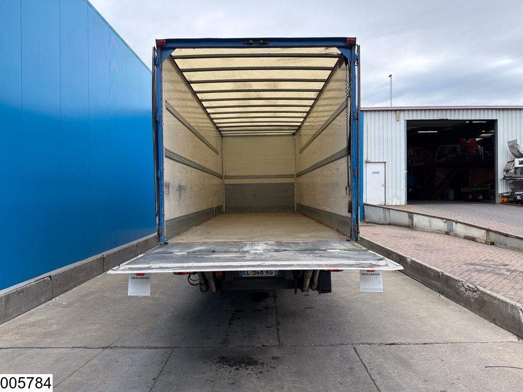 Renault D14 210 EURO 6, Dhollandia