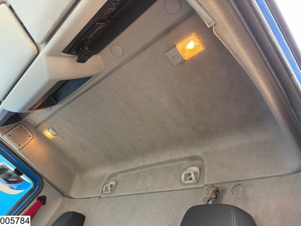 Renault D14 210 EURO 6, Dhollandia