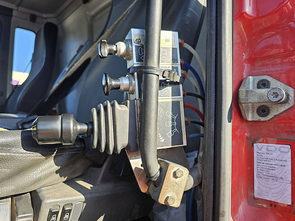 SCANIA P410 hiab xs122