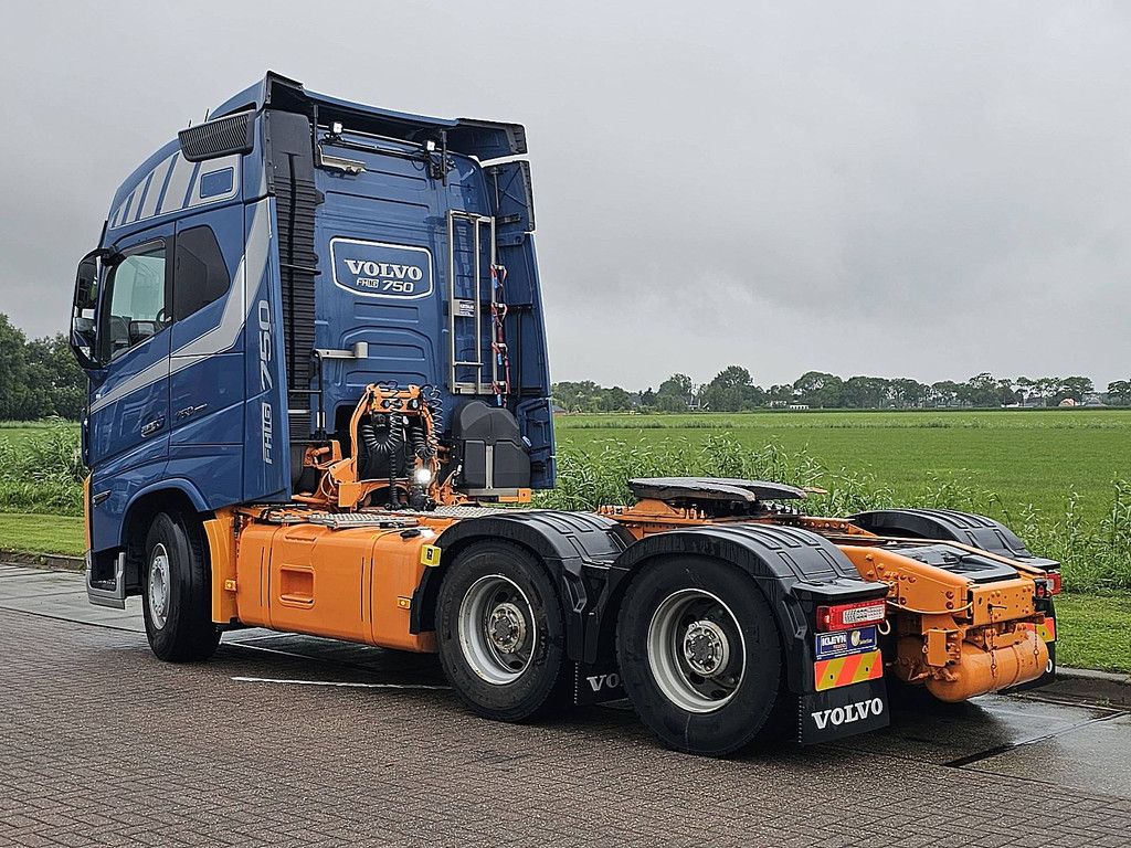 VOLVO FH 16.750 444tkm, leder, naafr