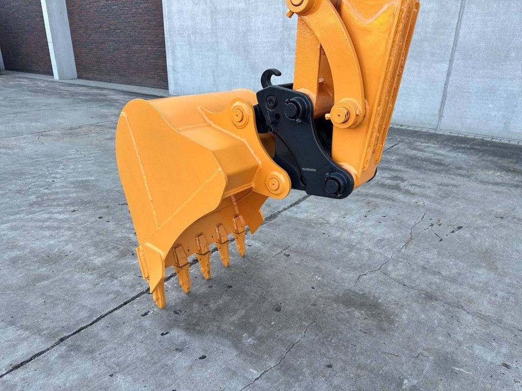 Crawler excavator Hyundai R60VS Diesel 2018