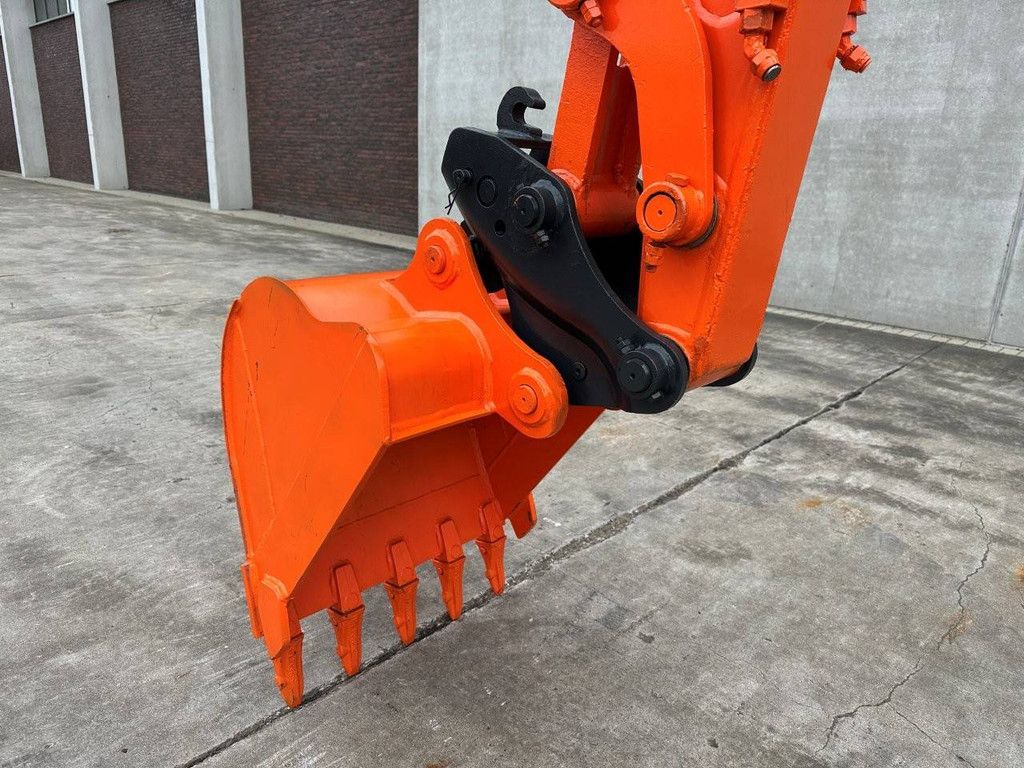 Raupenbagger Hitachi ZX60USB-3F Diesel 2012