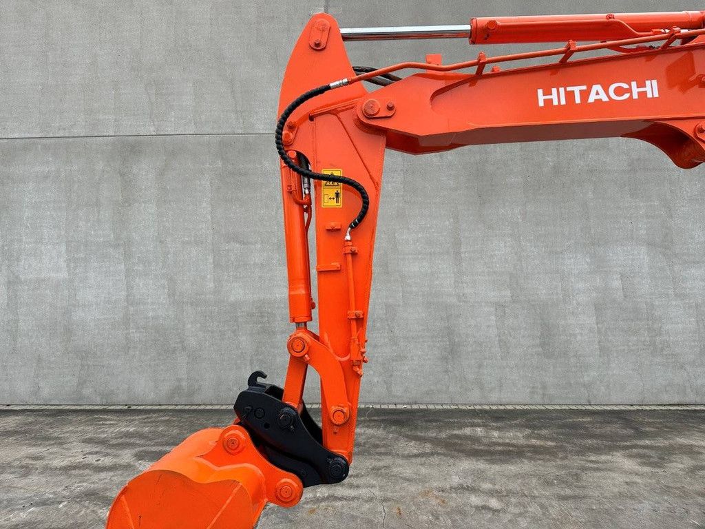 Raupenbagger Hitachi ZX60USB-3F Diesel 2012