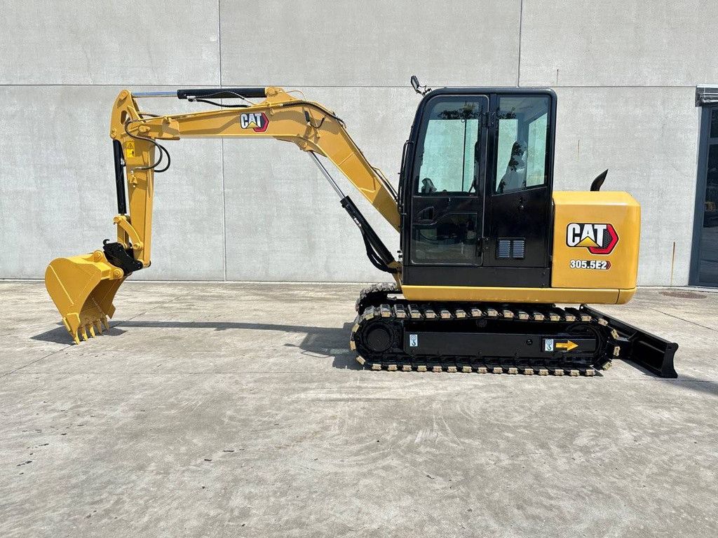 Raupenbagger Caterpillar 305.5E2 Diesel 2017