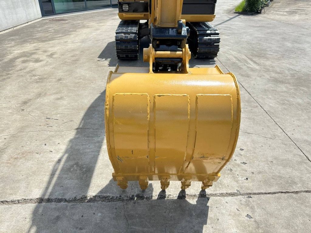 Raupenbagger Caterpillar 305.5E2 Diesel 2017