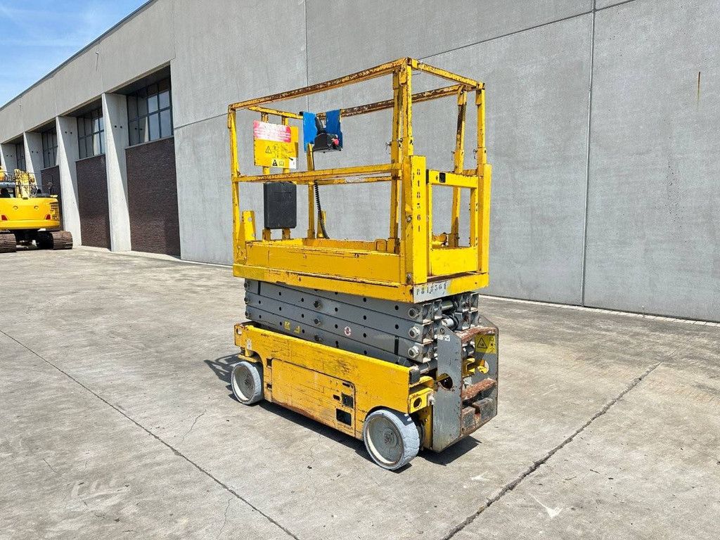 Scissor lift Genie GS-1932 Electric 2008