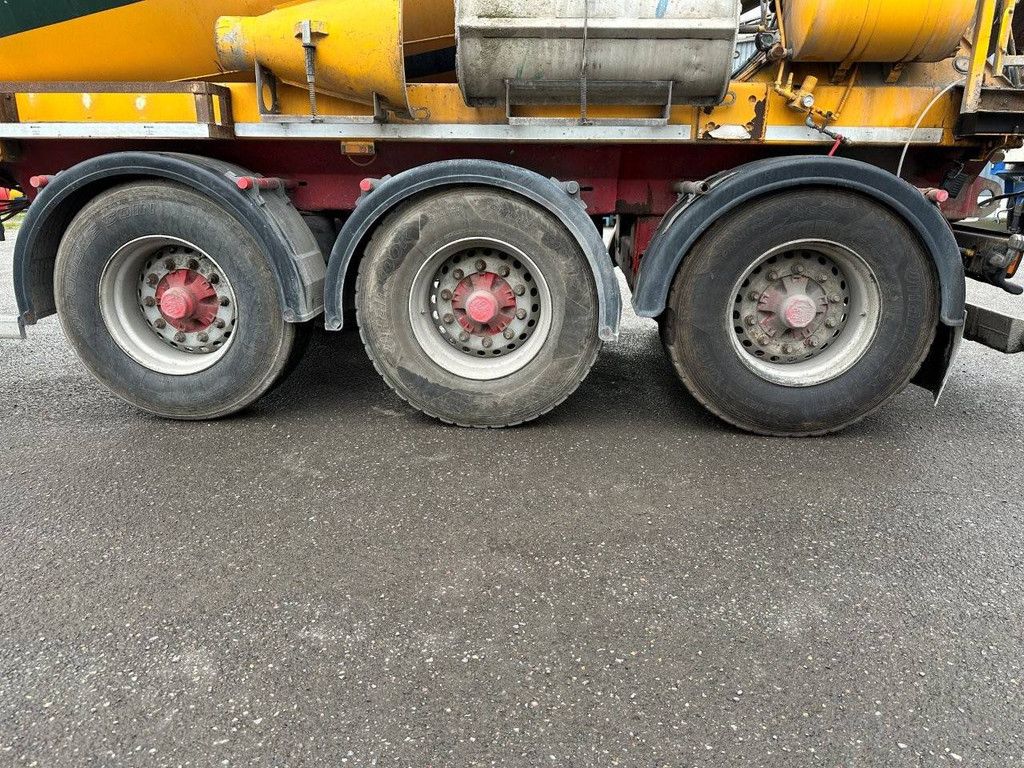 Betonmischer De Buf ST3 2014