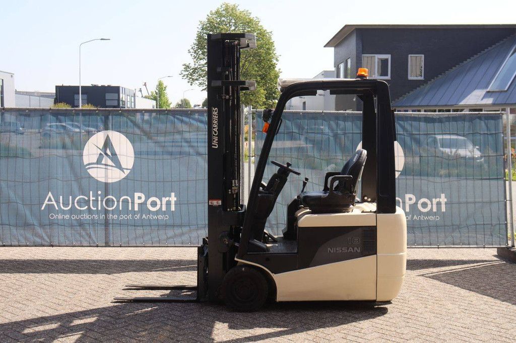 Nissan A1N1L18Q Elektro-Gabelstapler, 950 kg, 5,75 m, Baujahr 2012