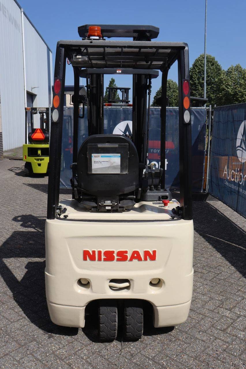 Nissan A1N1L18Q Elektro-Gabelstapler, 950 kg, 5,75 m, Baujahr 2012