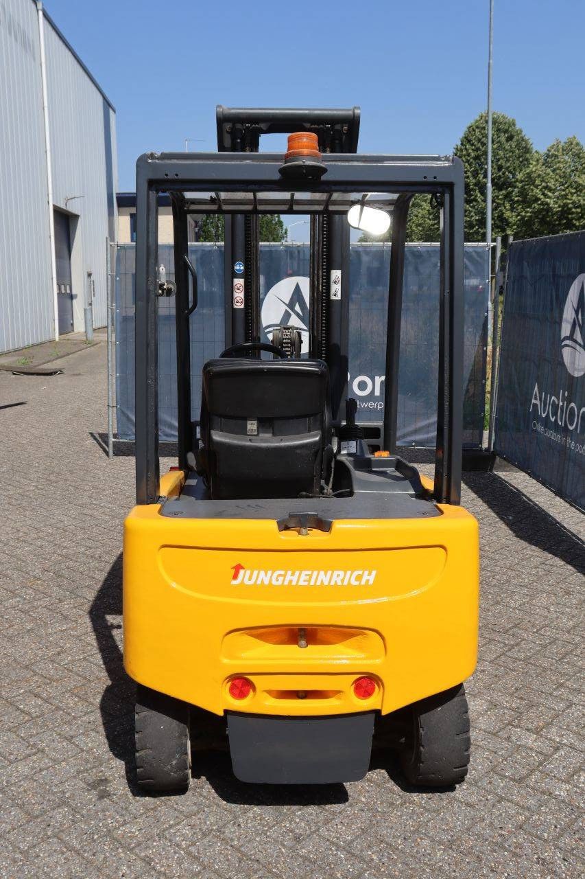 Gabelstapler Jungheinrich EFG 320 Elektro 1900 kg 2,5 m 2005