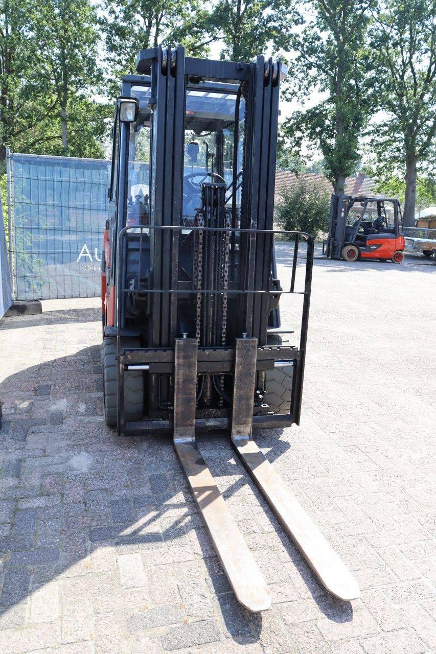 Toyota 7FBMF30 Electric Forklift 3000kg 4.7m 2012