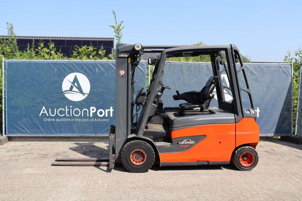 Linde E30L-01 Electric Forklift 3000kg 2015