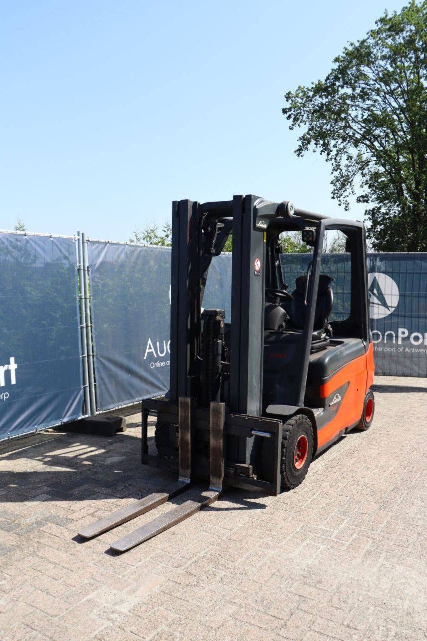 Linde E30L-01 Electric Forklift 3000kg 2015