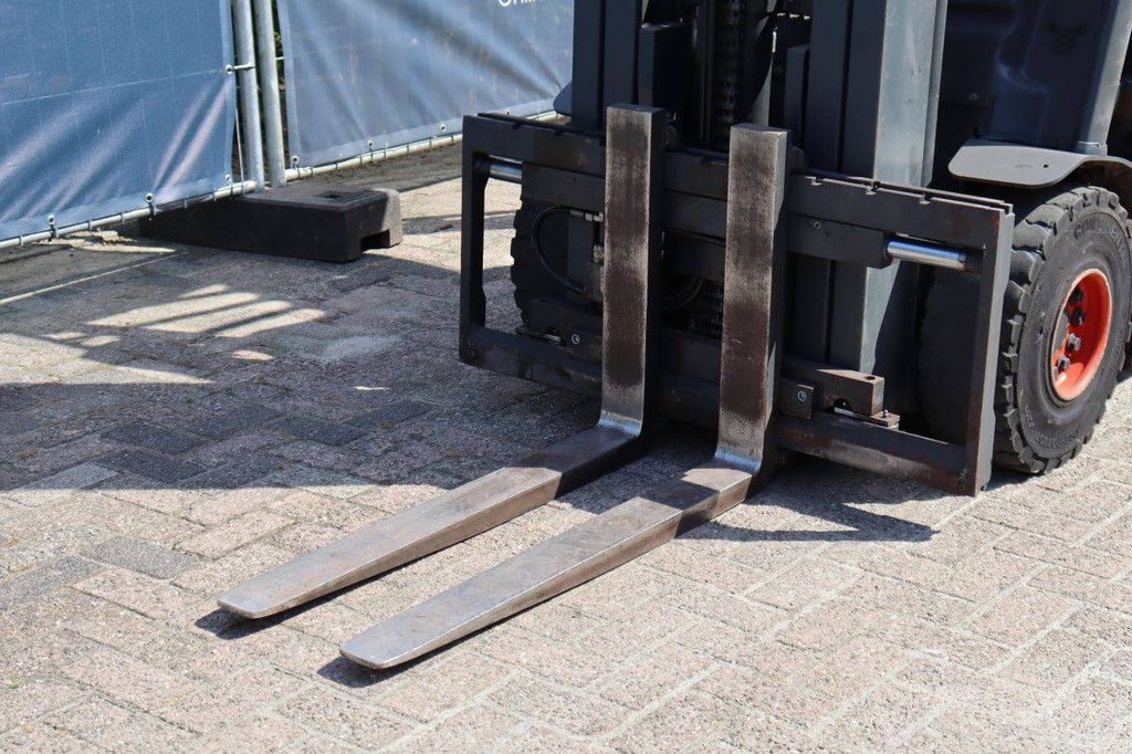 Linde E30L-01 Electric Forklift 3000kg 2015