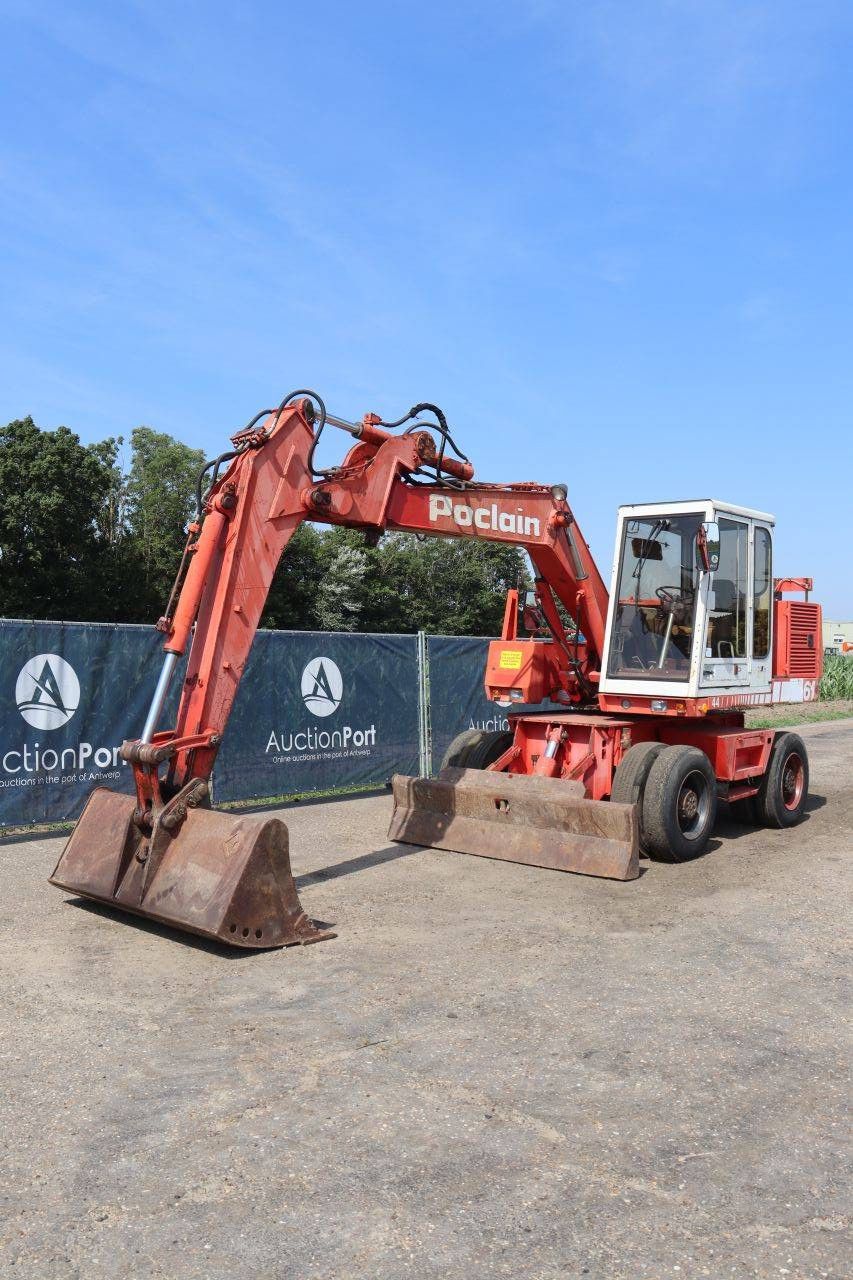 Radbagger Poclain 61 Diesel 50kW