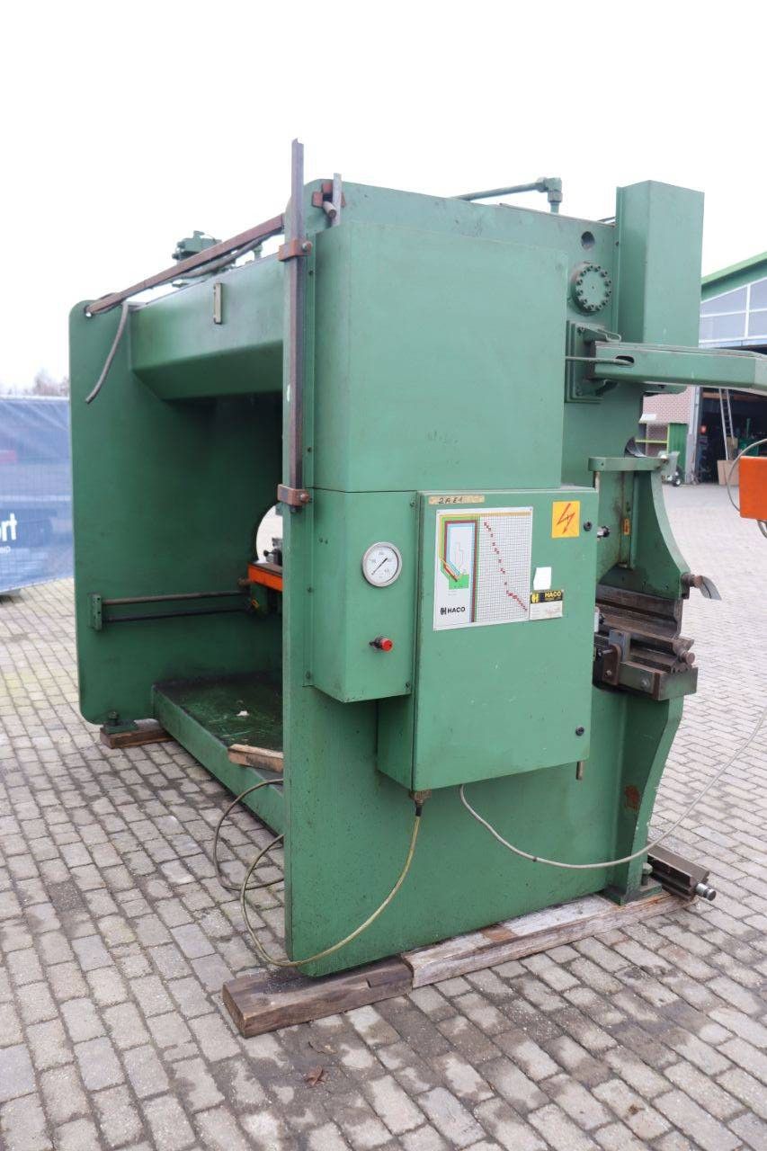 Abkantpresse Haco PPH30135 elektrisch 135 t 1989