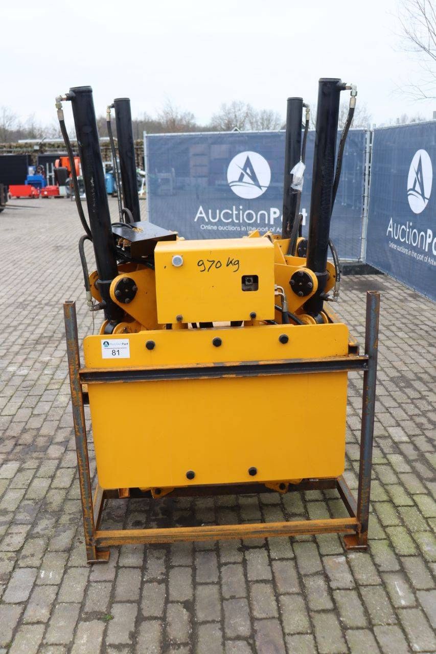 Hydraulische Baumpflanzmaschinen