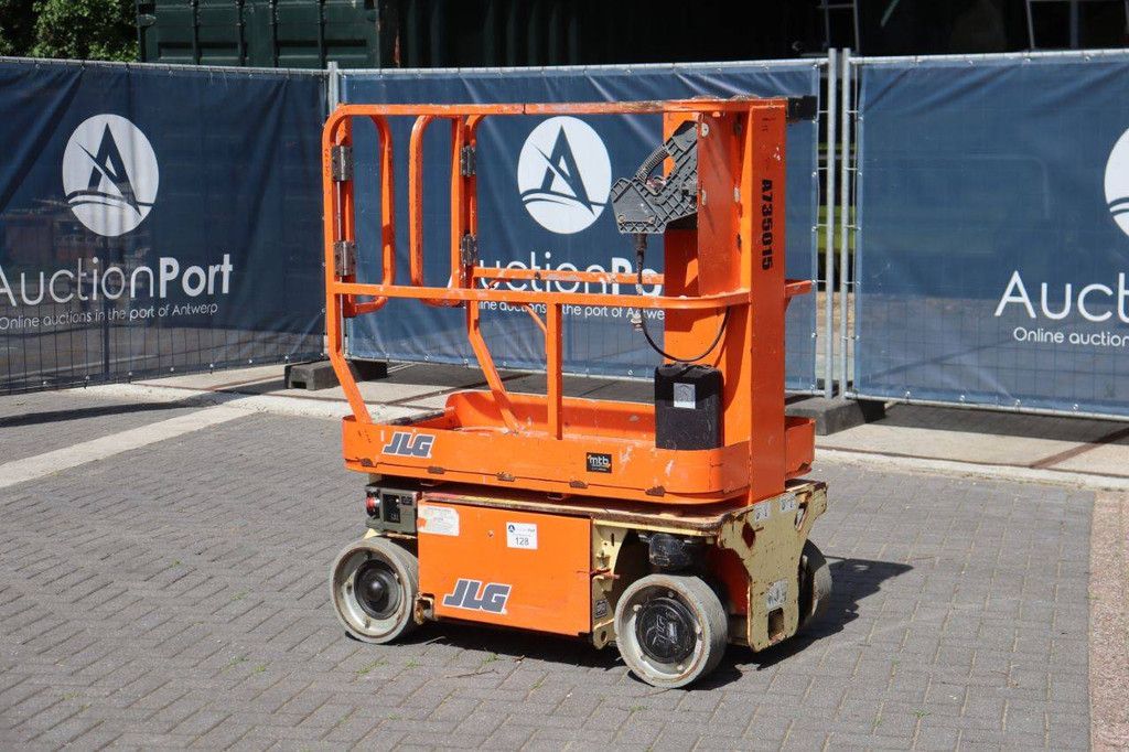 JLG Electric Mast Lift 1230ES 230kg 5.6m 2016