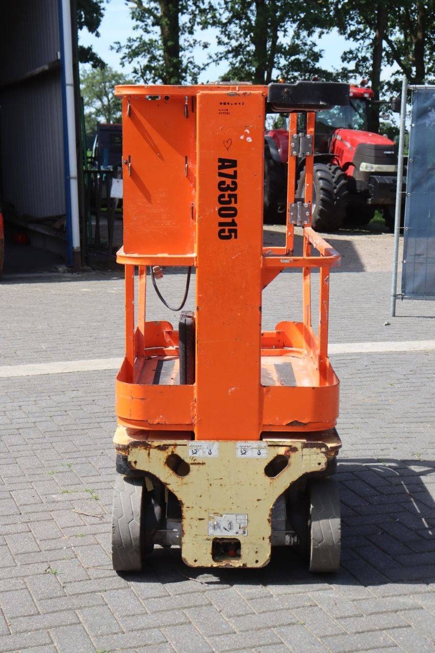 JLG Electric Mast Lift 1230ES 230kg 5.6m 2016