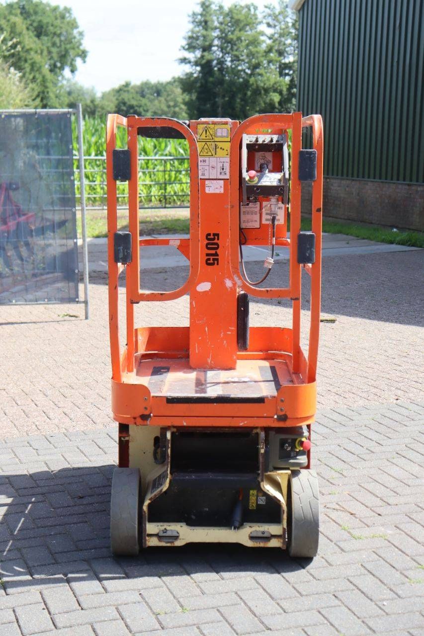 JLG Electric Mast Lift 1230ES 230kg 5.6m 2016