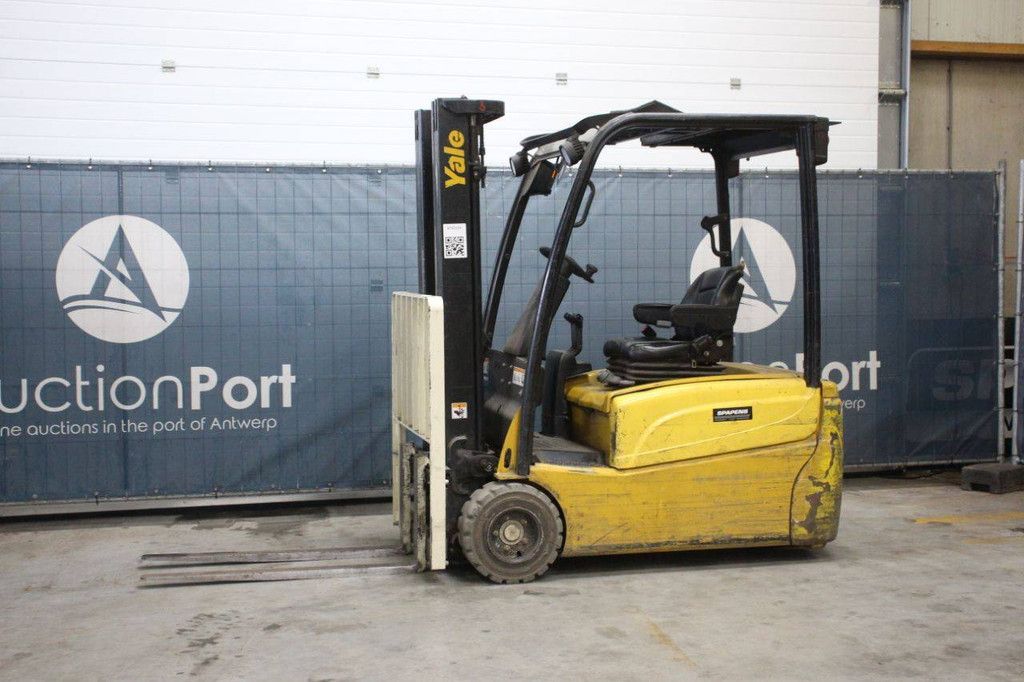 Gabelstapler Yale ERP18VT elektrisch 1690 kg 4,9 m 2015