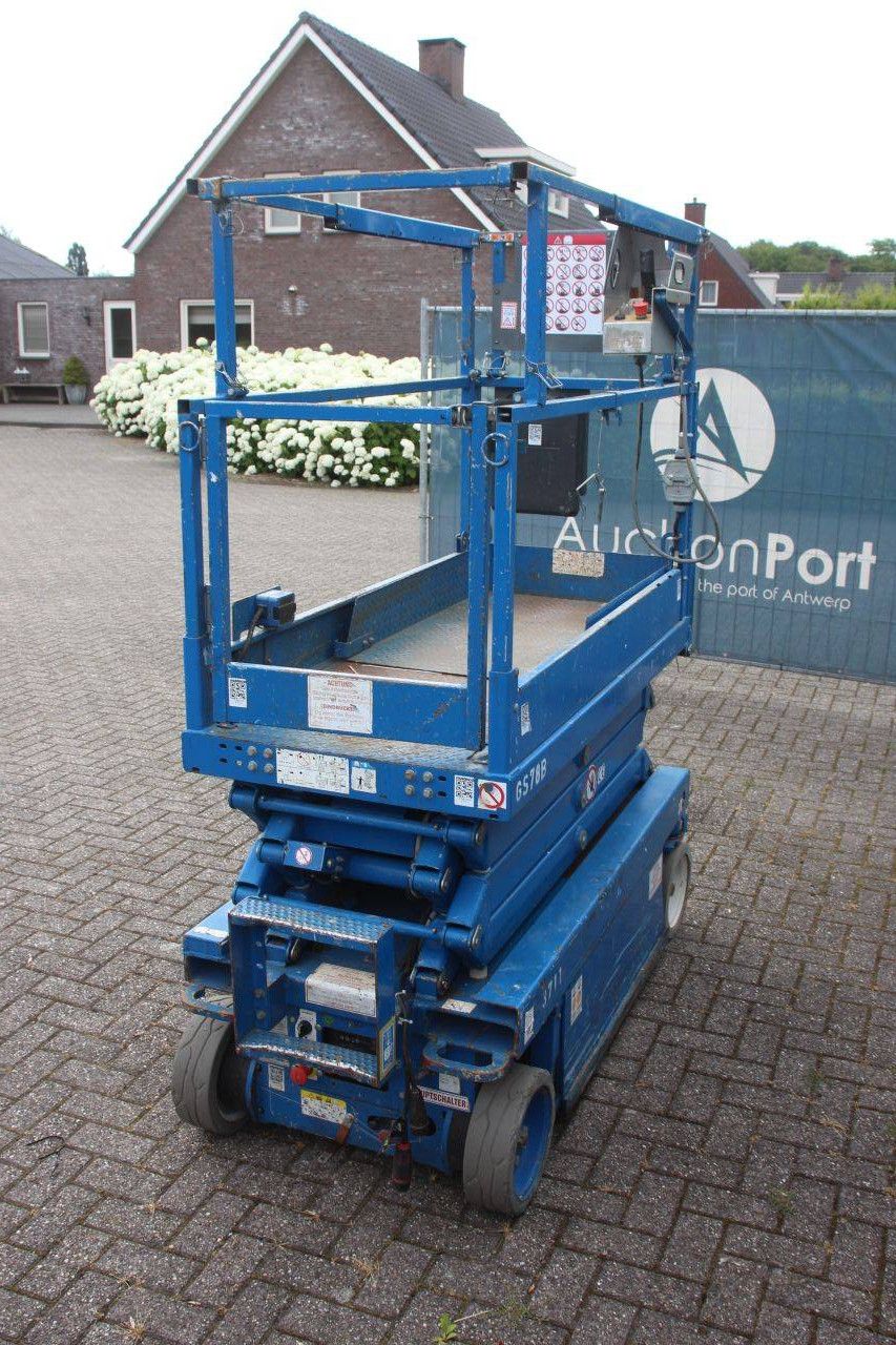 Skyjack SJ III Scherenarbeitsbühne 3219 Elektrisch 227 kg 7,8 m 2015