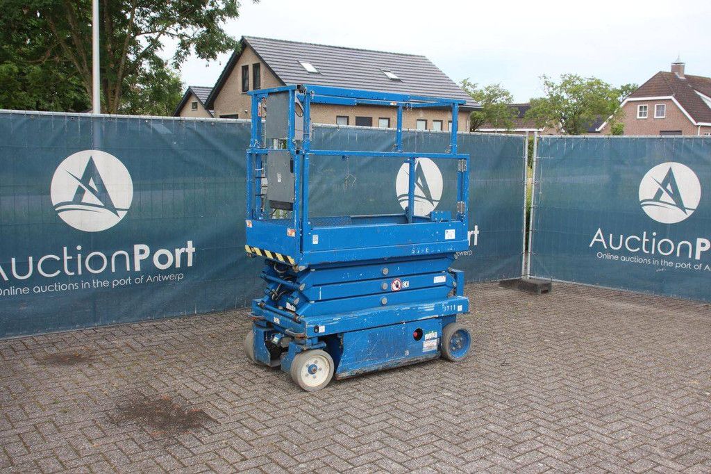 Skyjack SJ III Scherenarbeitsbühne 3219 Elektrisch 227 kg 7,8 m 2015