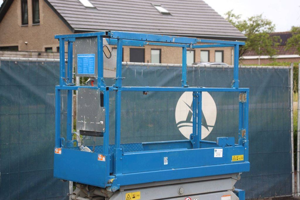 Skyjack SJ III Scherenarbeitsbühne 3219 Elektrisch 227 kg 7,8 m 2015