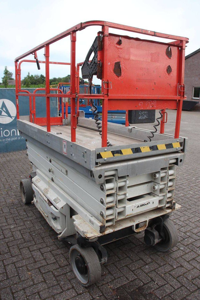 Scherenbühne JLG 2646 ES Electric 230kg 9.92m 2014