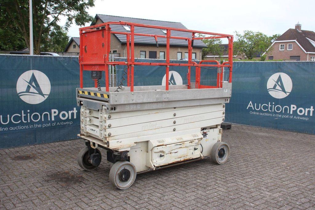 Scherenbühne JLG 2646 ES Electric 230kg 9.92m 2014