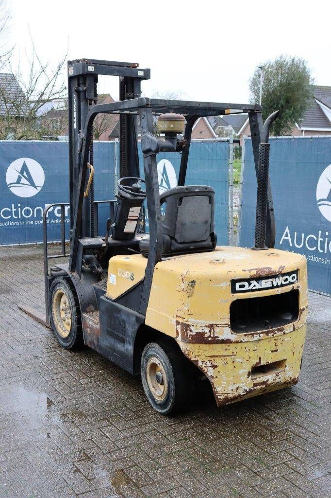 Forklift Daewoo D30S-3 Diesel 3000kg 3.0m 2000