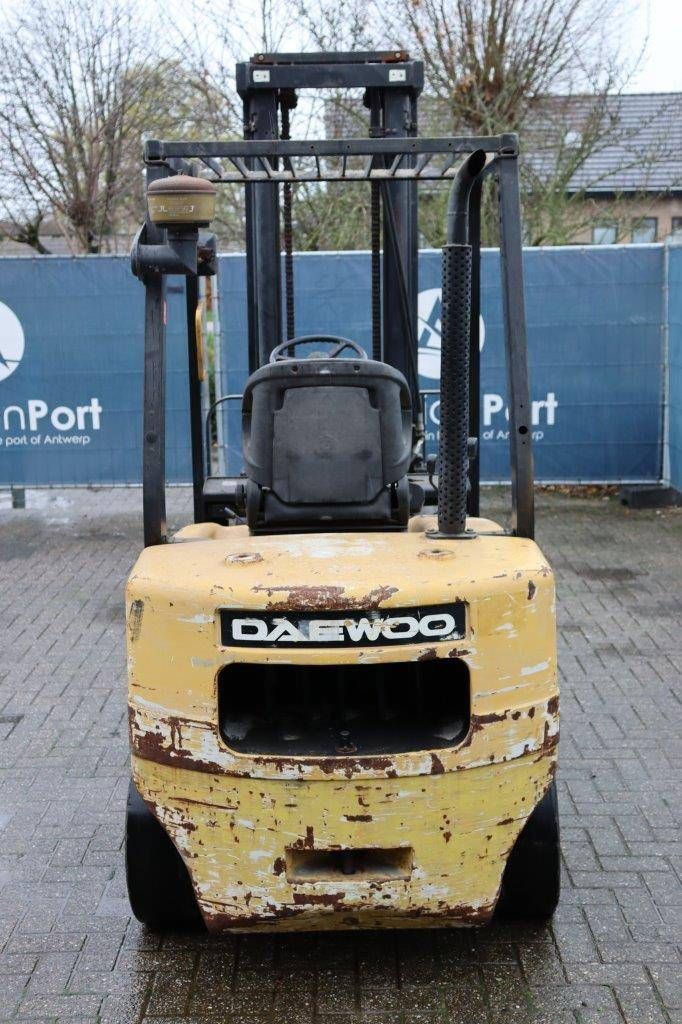 Forklift Daewoo D30S-3 Diesel 3000kg 3.0m 2000