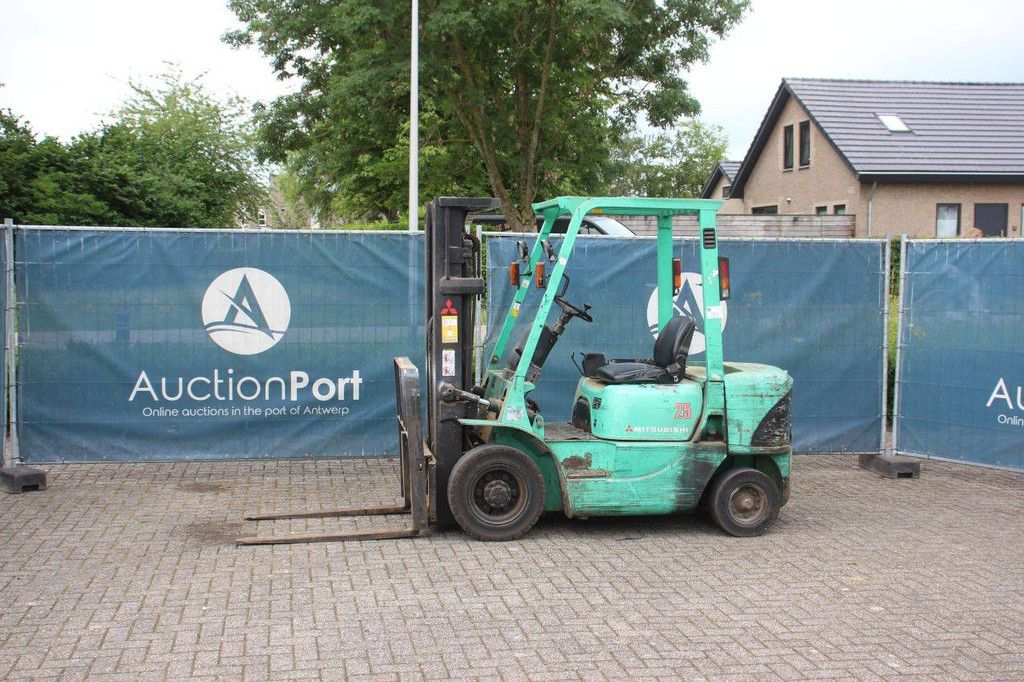 Forklift Mitsubishi FD25K Diesel 2500kg 2000
