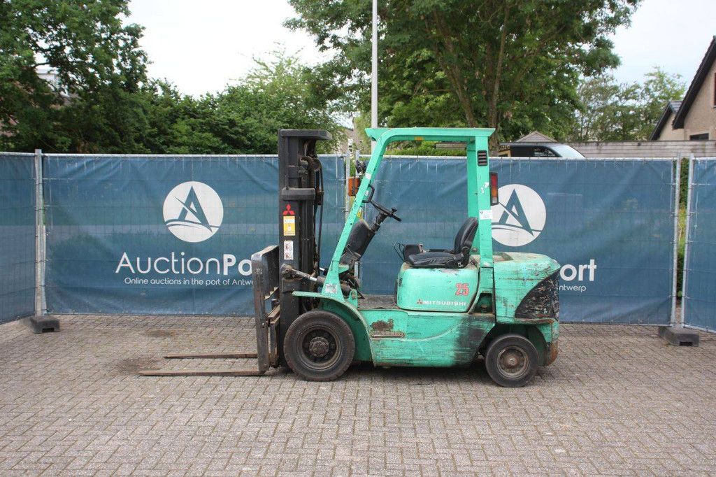 Forklift Mitsubishi FD25K Diesel 2500kg 2000
