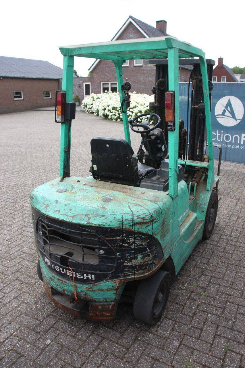 Forklift Mitsubishi FD25K Diesel 2500kg 2000