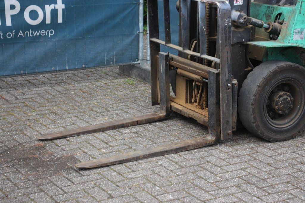 Forklift Mitsubishi FD25K Diesel 2500kg 2000