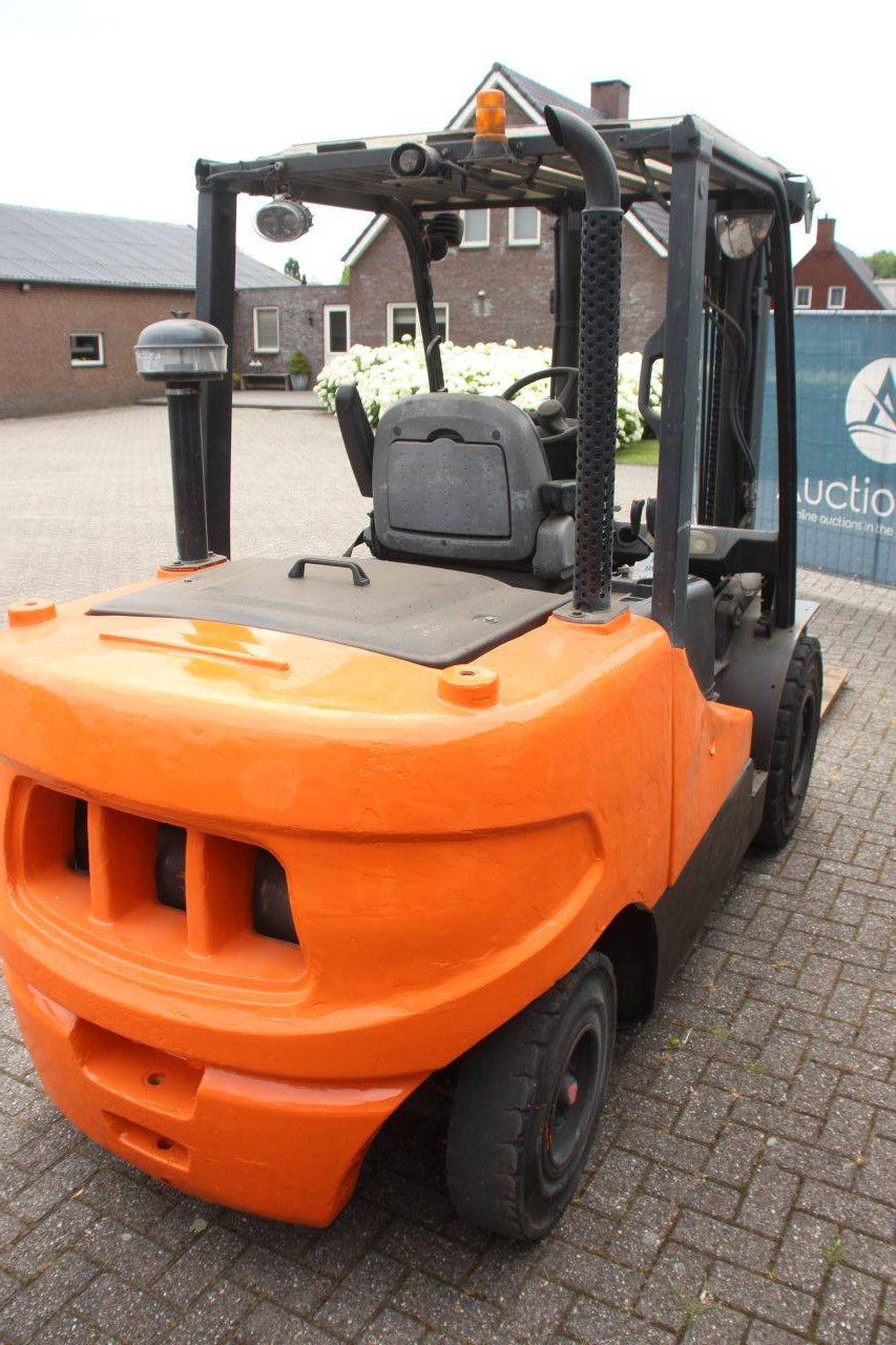 Doosan 045SC-5 Diesel Forklift 4500kg 3.3m 2012